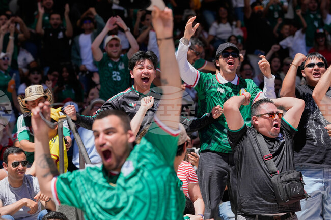 APTOPIX San Francisco WCup Soccer Reaction