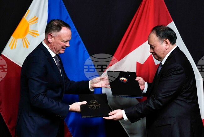 Canada Philippines Defence