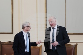 Парламент - заседание