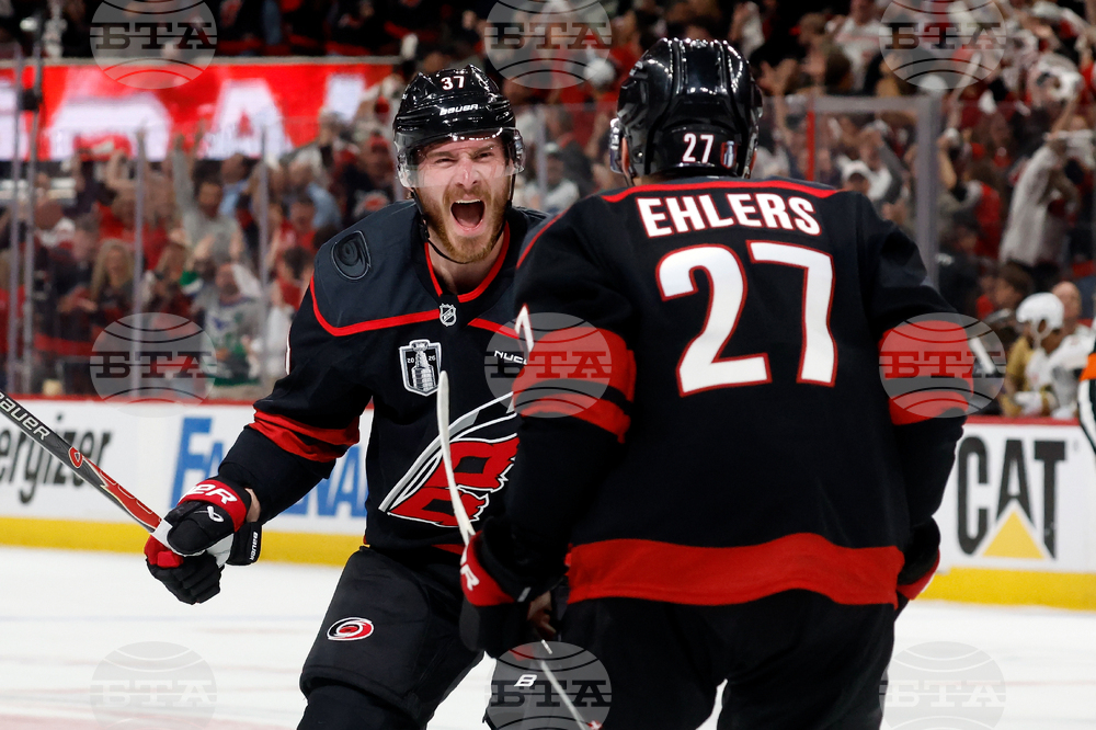 Stanley Cup Golden Knights Hurricanes Hockey