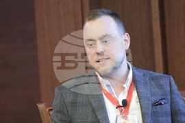 Конференция "Аутомотив енд Батери форум" - Рос Беърман