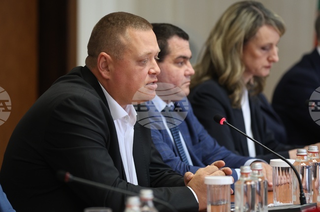 С цифровизация би се подобрило качеството на изборния процес и биха се намалили човешките грешки, смята Йордан Василев, кандидат за член на ЦИК