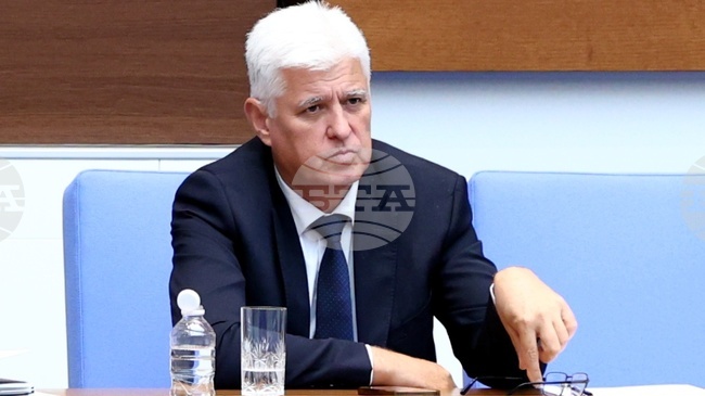 Contract for Repair of Bulgarian An-30 Aircraft Extended until August 2, 2026, Defence Minister Says