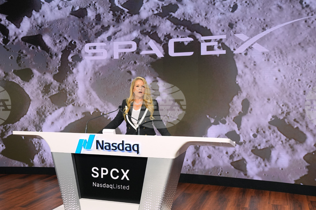 APTOPIX Finacial Markets SpaceX IPO