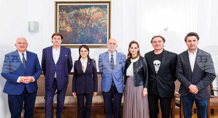 Tourism Committee Chair Meets with National Tourism Board Representatives