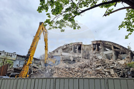 Варна - баня "Гъбата" - събаряне