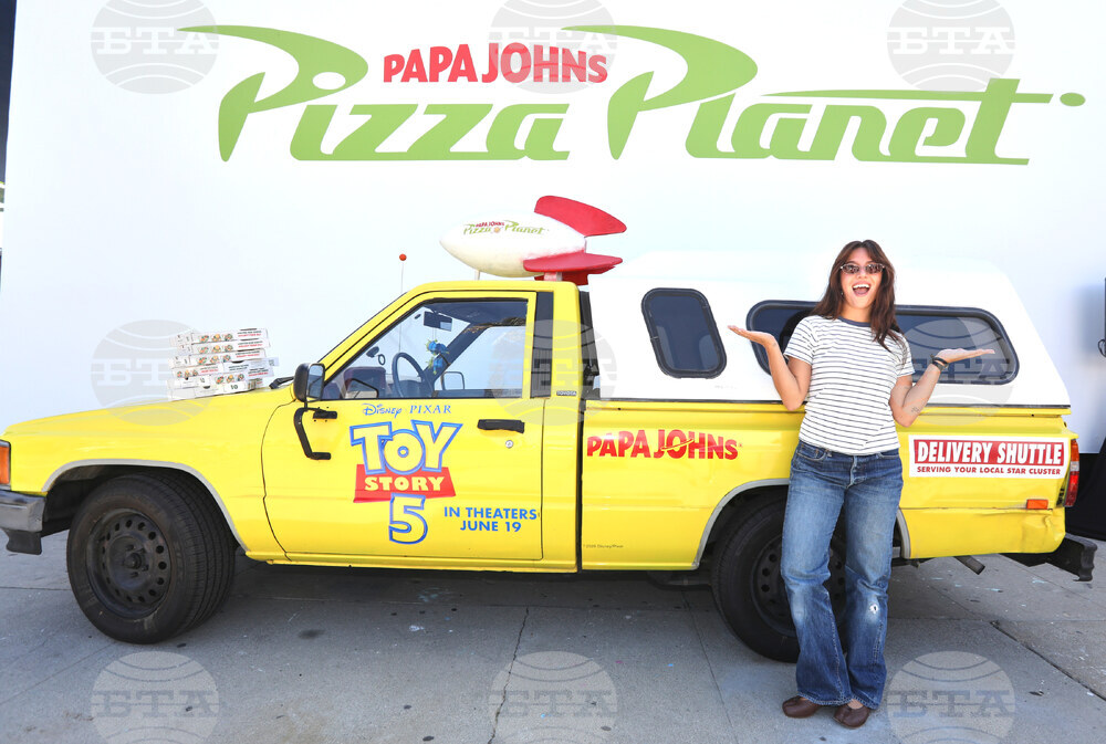 Papa Johns Pizza Planet