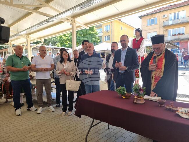 В Кюстендил беше официално открит новият кооперативен пазар