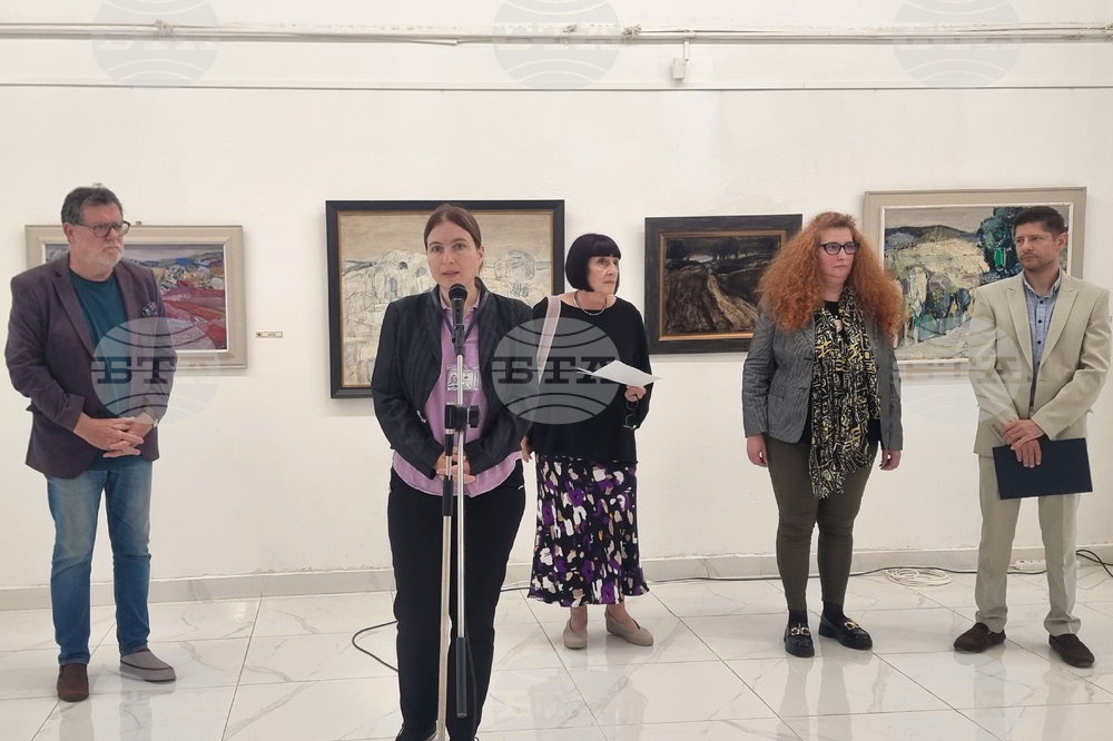 Плевен - Художествена галерия „Илия Бешков“ - ученици - изложба