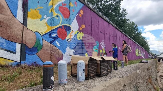 Кюстендил е домакин на второто издание на международния графити фестивал Colors of Kyustendil