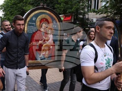 Шествие за семейството