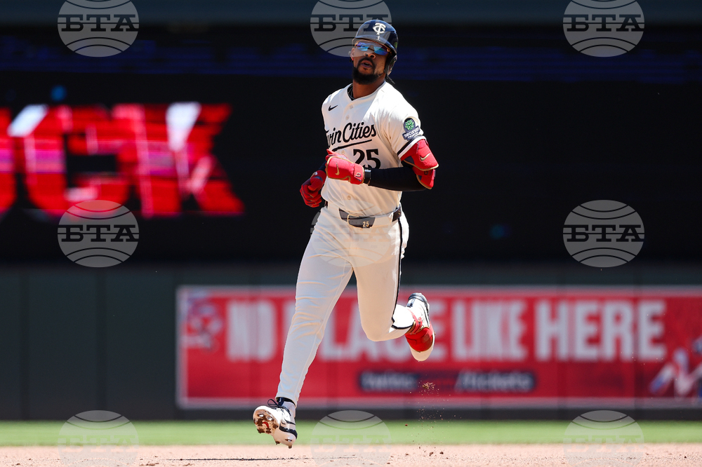 Cardinals Twins Baseball