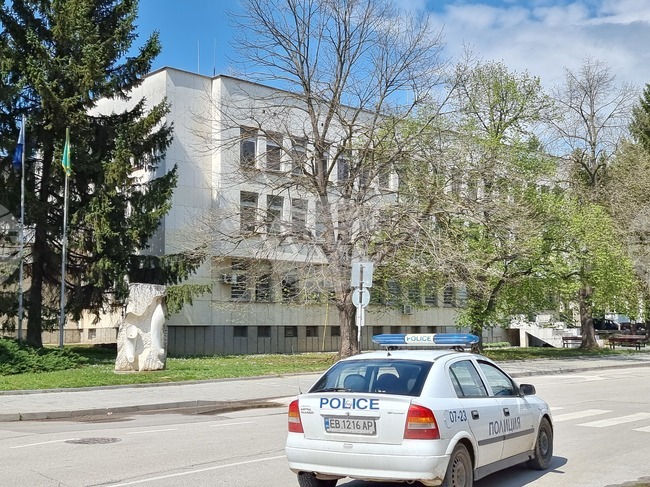 Жена е пребита и ограбена, след принуда да се качи в автомобил в севлиевското село Ряховците