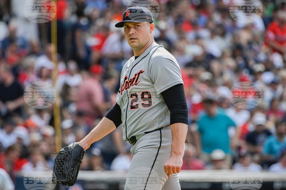 Tigers Guardians Baseball