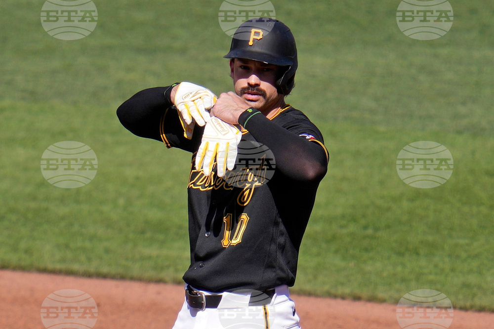 Marlins Pirates Baseball