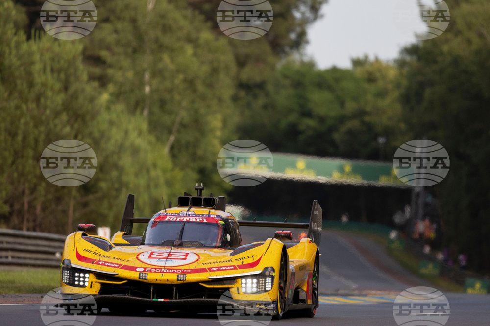 France Le Mans Auto Racing
