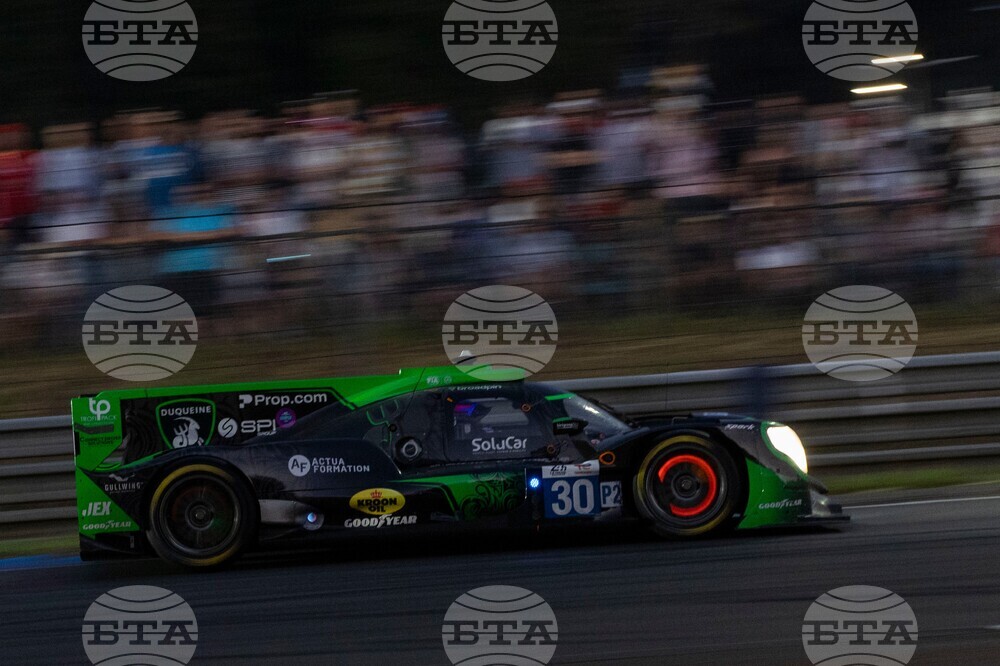 France Le Mans Auto Racing