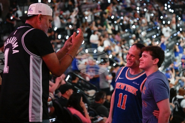 APTOPIX NBA Finals Knicks Spurs Basketball