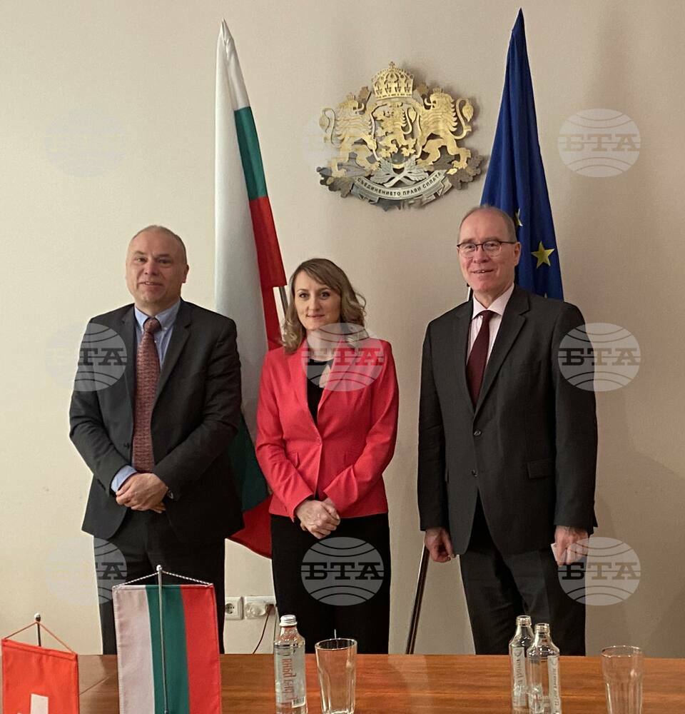 Environment Minister Karamfilova Meets with Swiss Ambassador Furrer