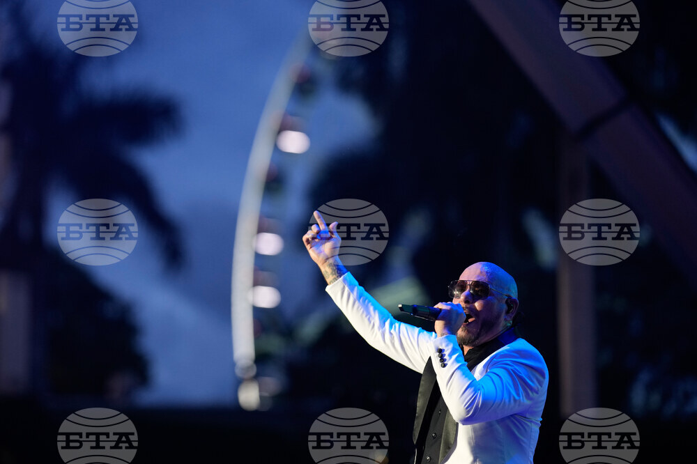 Miami WCup Soccer Reaction Pitbull