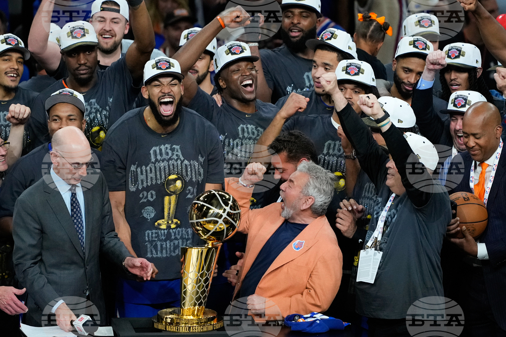 APTOPIX NBA Finals Knicks Spurs Basketball