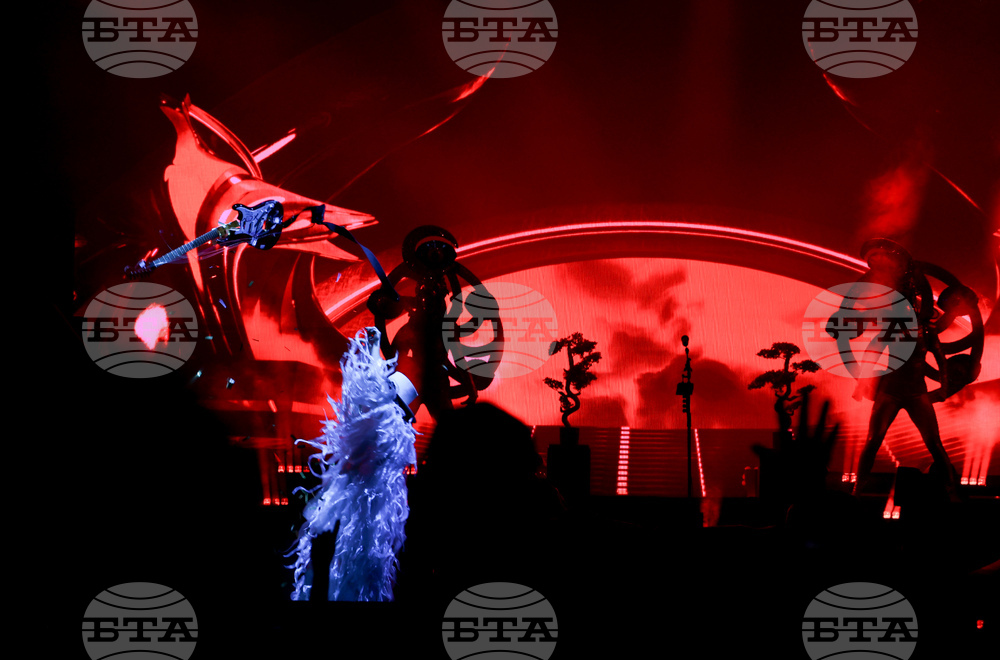 Empire of the Sun - концерт