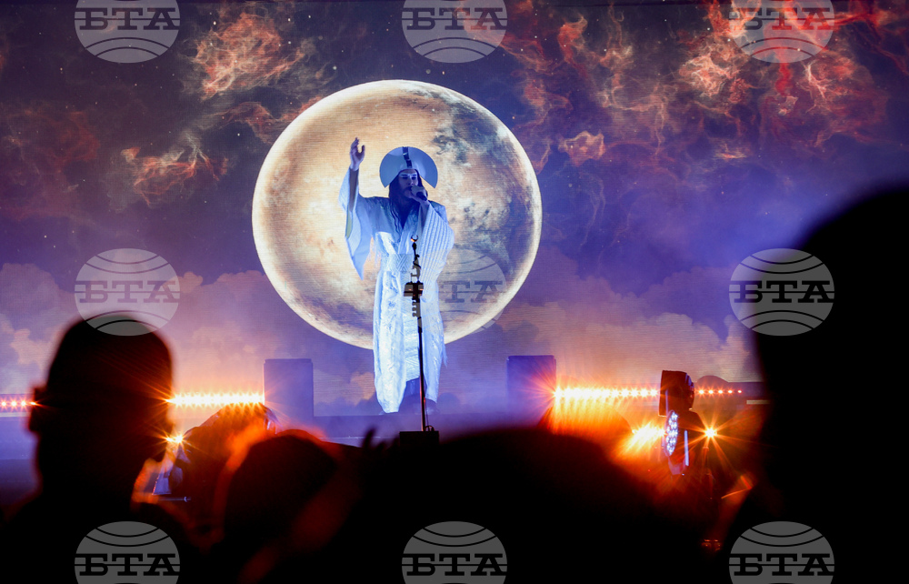 Empire of the Sun - концерт