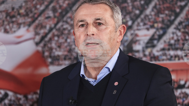 Свен Мислинтат влезе в ръководството на Фортуна Дюселдорф, където помощник-треньор е Илия Груев