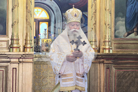 Ловеч - митрополит Гавриил - литургия