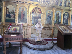 Ловеч - митрополит Гавриил - литургия