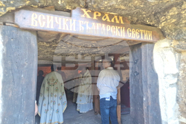 Село Крепча - Русенски митрополит Наум - празнично богослужение
