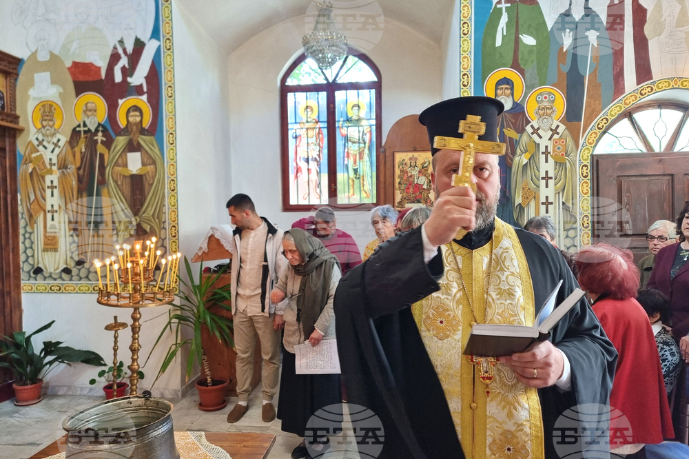 В параклиса „Всех Светих Българских“ в Смолян почетоха паметта на 200 родопски първенци, посечени през 1720 г.
