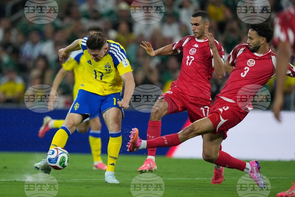 Tunisia Sweden WCup Soccer