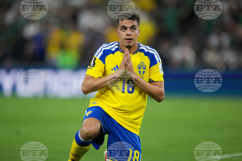 Tunisia Sweden WCup Soccer