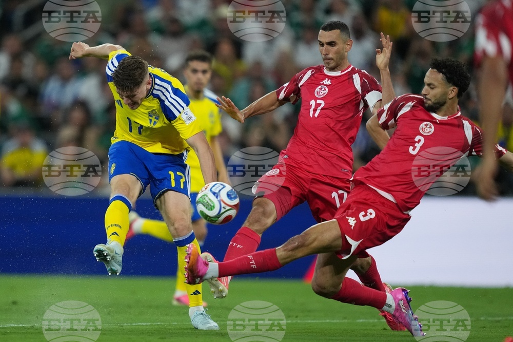 Tunisia Sweden WCup Soccer