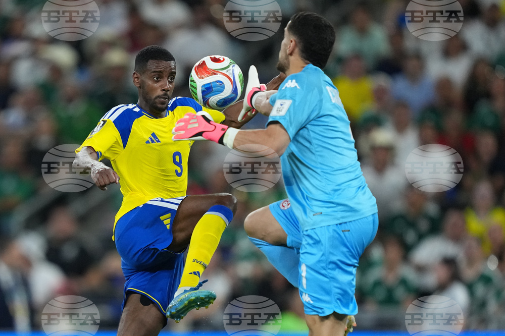 Tunisia Sweden WCup Soccer