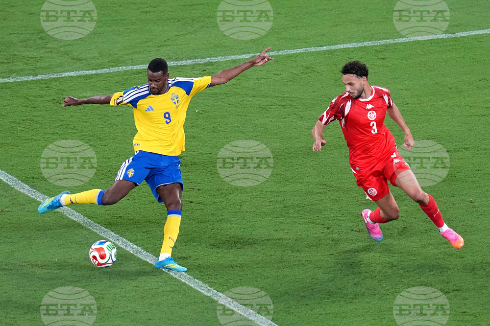 APTOPIX Tunisia Sweden WCup Soccer