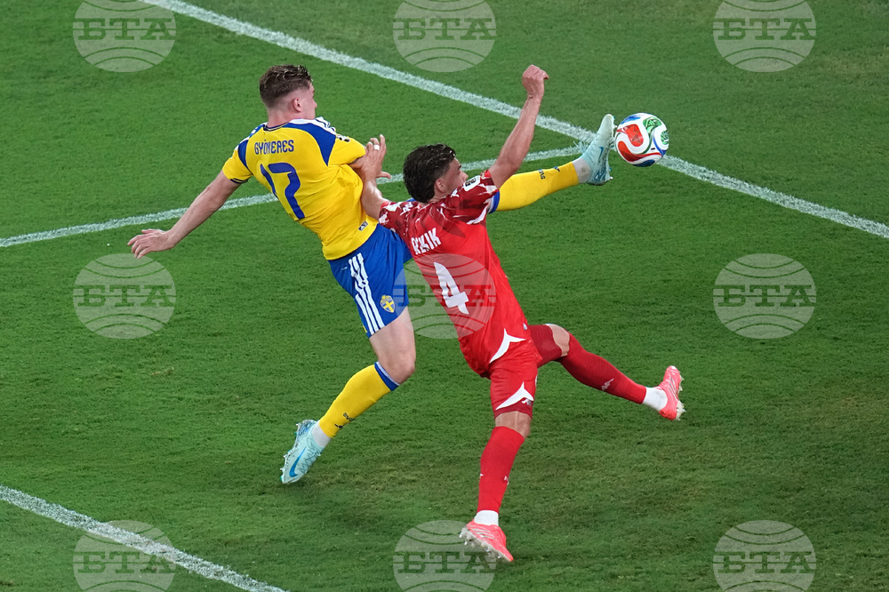 Tunisia Sweden WCup Soccer