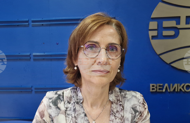 Приемната грижа осигурява сигурна и безопасна среда за деца в риск, каза директорът на социалното подпомагане във Велико Търново Анжела Досева
