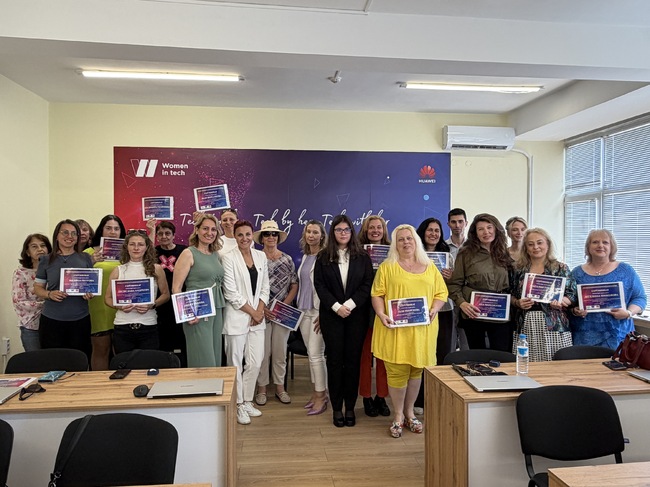 ВУТП: Първият курс, завършил трето ниво на програмата „Women in Tech – Жените в технологиите“, получи своите сертификати