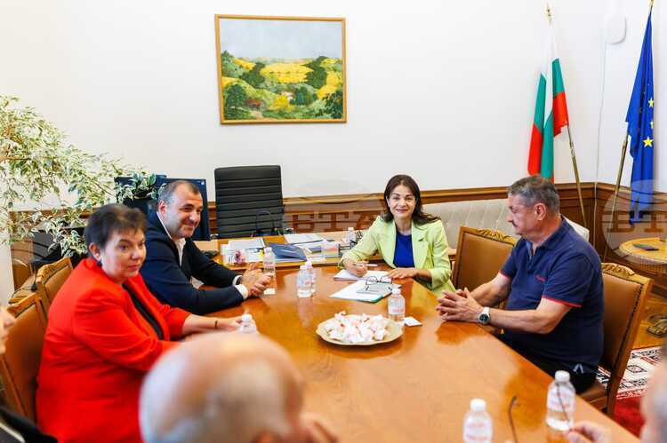 Tourism Committee Chair Discusses Tourism Act Amendments with Tour Operator Organisations
