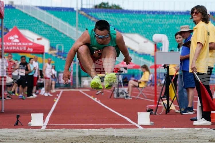 Bulgaria's Alexander Asenov Wins Long Jump Gold, 100m Silver at Down Syndrome World Championships