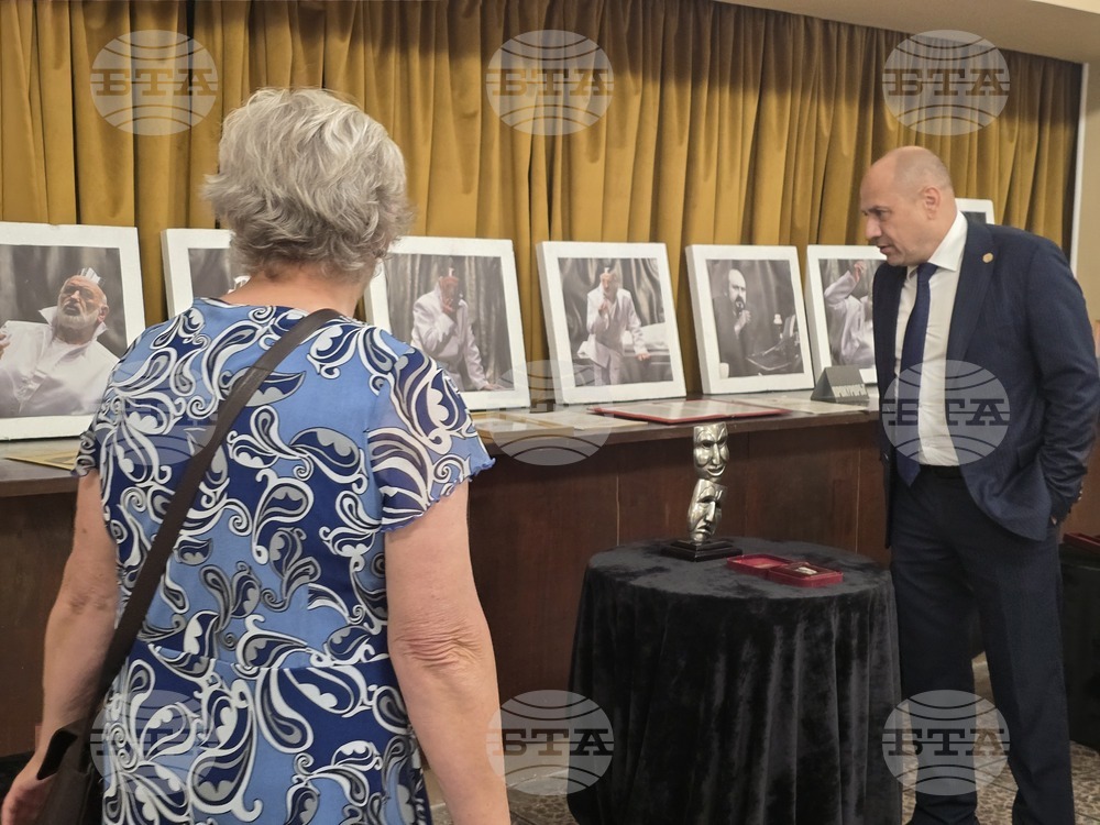 Ловеч - Драматичен театър - Борис Луканов - годишнина