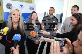 София - брифинг - спрени сайтове за продажба на наркотици