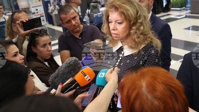 President Iotova Describes Monday's Arson Attack on Bulgarian Embassy Vehicles in Skopje as "Attack on Bulgaria"