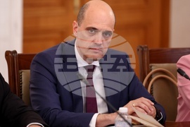 Народно събрание - Комисия по икономическа политика, инвестиции и индустрия