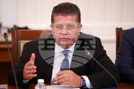 Народно събрание - Комисия по икономическа политика, инвестиции и индустрия