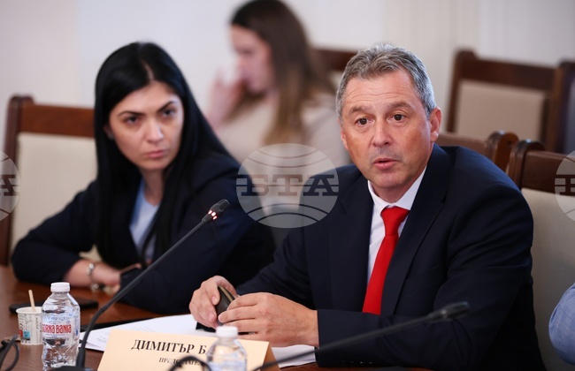 Ресорната парламентарна комисия прие правилата за избор на член на новата антикорупционна комисия от квотата на парламента