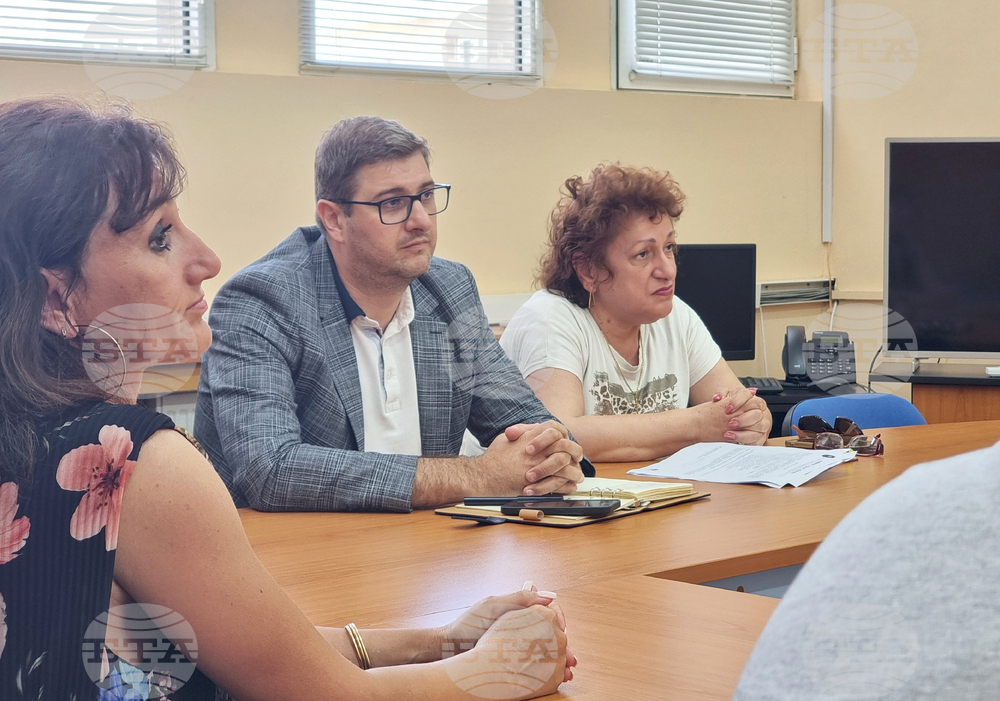 Добрич - Областен управител - среща
