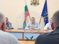 Добрич - Областен управител - среща